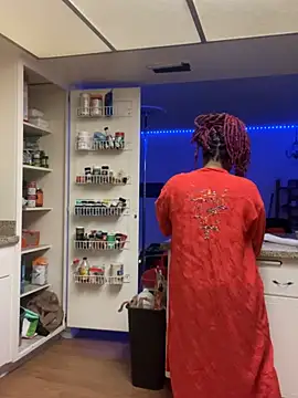 Snapshot of Asthetixx chatting on December 2024 05:07:02 AM Asthetixx online show from December 2024 05:07:02 AM