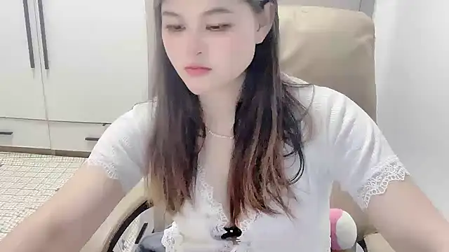 Snapshot of Ytao-528 chatting on September 2025 06:37:02 AM Ytao-528 online show from September 2025 06:37:02 AM