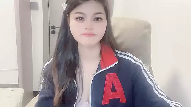 Snapshot of Ytao-528 chatting on November 2025 04:17:02 PM Ytao-528 online show from November 2025 04:17:02 PM