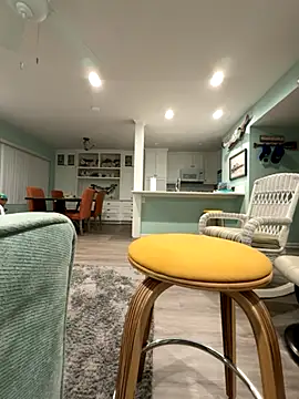 Texascoastedger online show from October 2025 09:06:02 AM