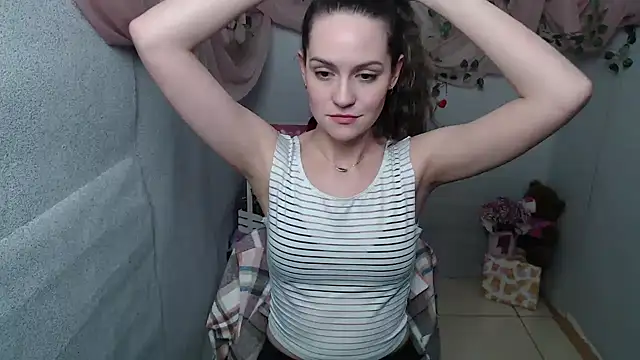 Lina Star S online show from December 2024 10:01:01 AM