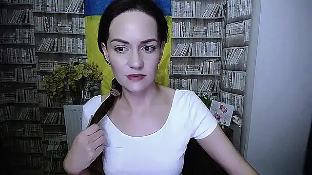 Lina Star S online show from November 2025 09:20:01 AM