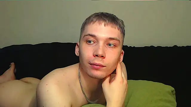 Snapshot of __sugarrebit chatting on February 2025 12:15:01 AM   sugarrebit online show from February 2025 12:15:01 AM