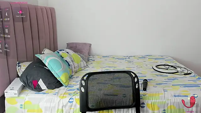 Snapshot of abby_95 chatting on January 2025 05:26:01 PM abby 95 online show from January 2025 05:26:01 PM