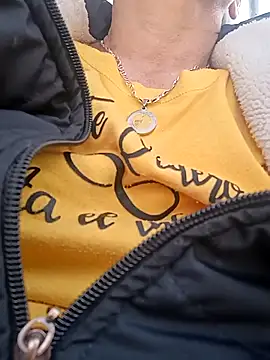 sasi luna online show from December 2025 01:17:02 PM