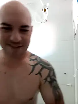 Snapshot of sigma358 chatting on December 2024 05:15:01 PM sigma358 online show from December 2024 05:15:01 PM