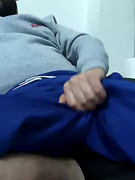 Snapshot of mertBy chatting on January 2025 06:10:01 PM mertBy online show from January 2025 06:10:01 PM