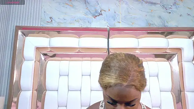 kinkyandsavage online show from November 2025 07:36:02 PM