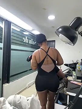 Naticol1 online show from November 2025 06:21:01 PM