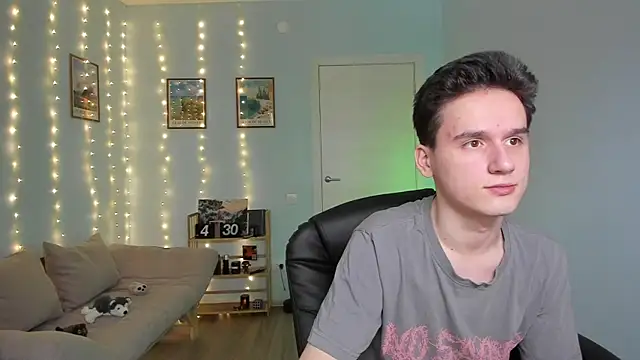 Snapshot of Scooby_k chatting on December 2024 09:23:01 AM Scooby k online show from December 2024 09:23:01 AM