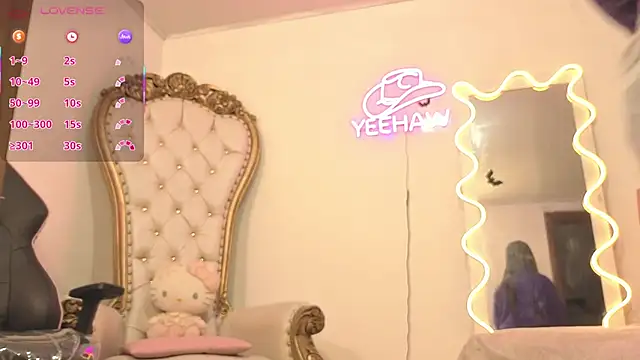 kittystart tay online show from November 2025 11:43:02 AM