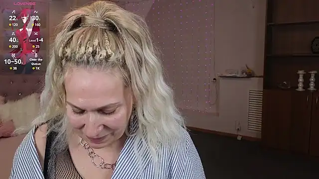 Snapshot of Penelope_Pinky chatting on February 2025 05:30:01 PM Penelope Pinky online show from February 2025 05:30:01 PM