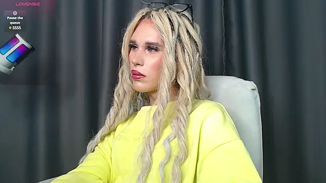 Snapshot of Cassie_Bae chatting on January 2025 04:50:02 PM Cassie Bae online show from January 2025 04:50:02 PM