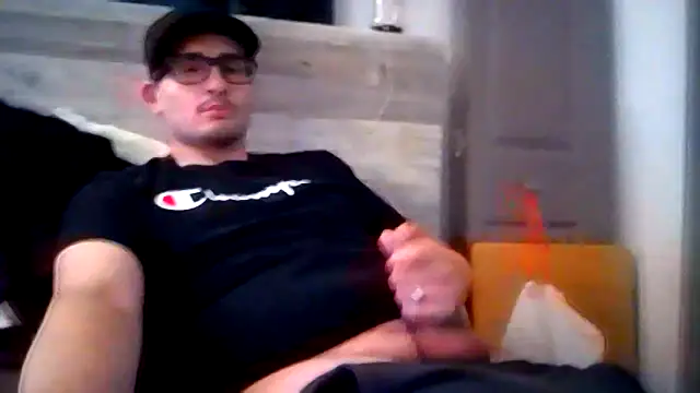 Snapshot of papittochulito chatting on December 2025 11:55:02 PM papittochulito online show from December 2025 11:55:02 PM