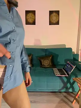 Snapshot of mi_michelle chatting on February 2025 06:49:02 PM mi michelle online show from February 2025 06:49:02 PM