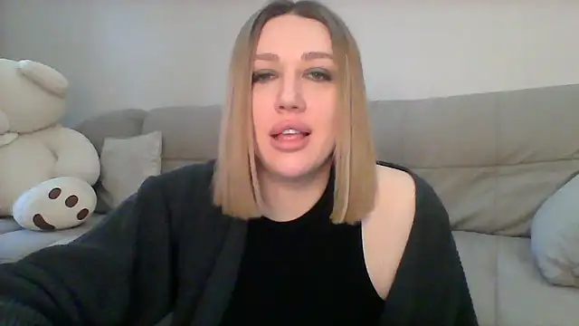 Snapshot of VickyLove047 chatting on February 2025 07:43:01 AM VickyLove047 online show from February 2025 07:43:01 AM