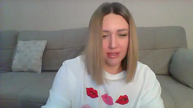 Snapshot of VickyLove047 chatting on March 2025 10:13:02 AM VickyLove047 online show from March 2025 10:13:02 AM