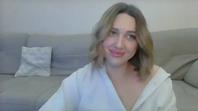 Snapshot of VickyLove047 chatting on March 2025 05:49:02 AM VickyLove047 online show from March 2025 05:49:02 AM