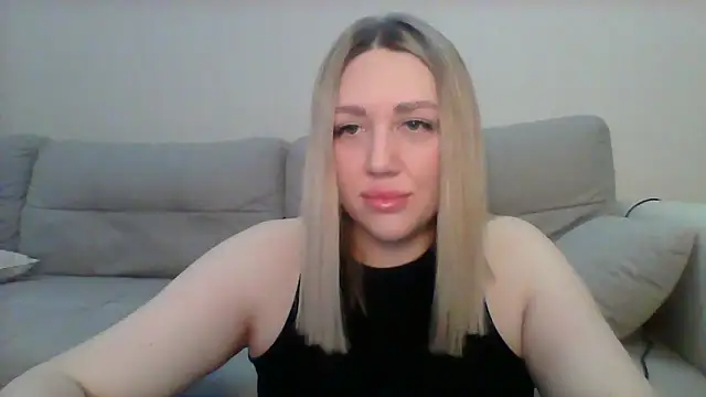 Snapshot of VickyLove047 chatting on September 2025 05:21:01 AM VickyLove047 online show from September 2025 05:21:01 AM