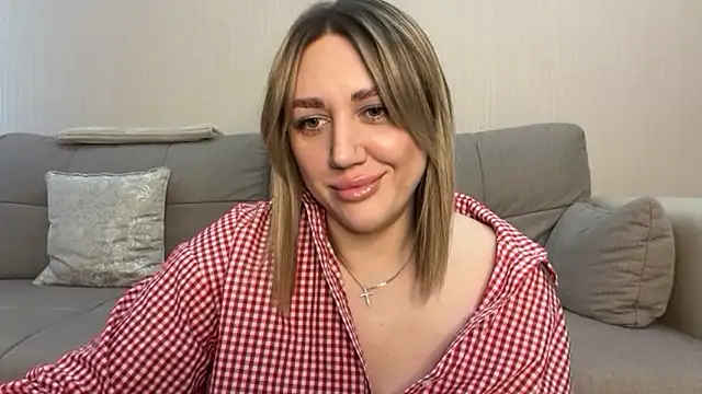 Snapshot of VickyLove047 chatting on November 2025 06:11:02 AM VickyLove047 online show from November 2025 06:11:02 AM