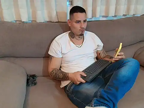 Geishastudios online show from November 2025 01:43:01 PM