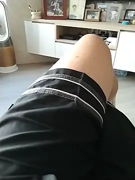 Dannydy2015 online show from December 2025 02:38:01 AM