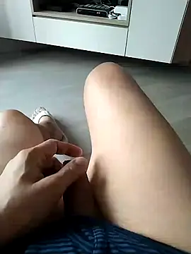 Dannydy2015 online show from April 2026 01:41:02 AM