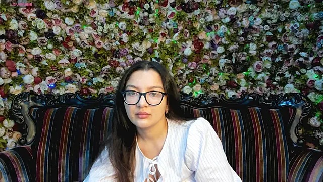 ZarifaBev online show from October 2025 12:16:02 PM