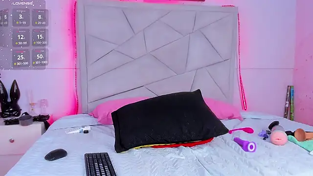 JACK BLOSSOM  online show from December 2024 01:36:02 AM