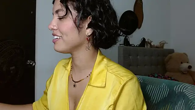 Snapshot of Sexy_Lia_ chatting on May 2026 11:32:02 PM Sexy Lia online show from May 2026 11:32:02 PM