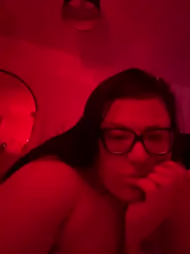 Snapshot of StrawberrySexx chatting on December 2024 08:12:01 AM StrawberrySexx online show from December 2024 08:12:01 AM