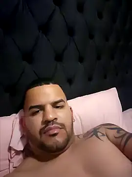 Snapshot of Latino2909 chatting on December 2024 06:39:01 AM Latino2909 online show from December 2024 06:39:01 AM