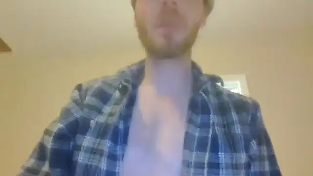 Snapshot of Huntzg23 chatting on December 2025 03:15:02 AM Huntzg23 online show from December 2025 03:15:02 AM