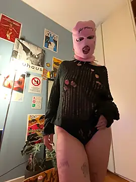 littlewitchxoxo online show from February 2025 07:59:02 PM