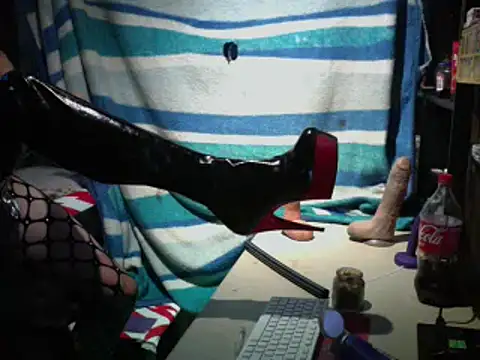 kinkycdslutsv online show from December 2024 06:02:02 PM