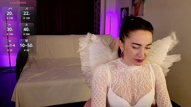 AnneHaddaway online show from December 2025 08:26:01 PM