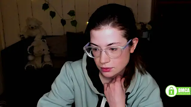 Alicia redfollow online show from February 2025 06:21:01 PM