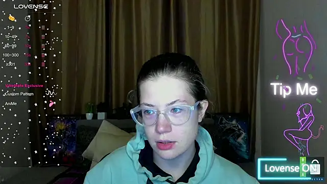 Alicia redfollow online show from October 2025 06:30:02 PM