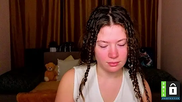 Alicia redfollow online show from March 2026 06:52:01 AM