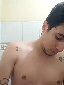 Snapshot of GamerQuinn chatting on December 2024 05:48:01 PM GamerQuinn online show from December 2024 05:48:01 PM