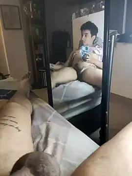 Snapshot of GamerQuinn chatting on January 2025 12:39:02 PM GamerQuinn online show from January 2025 12:39:02 PM