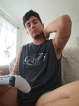 Snapshot of GamerQuinn chatting on October 2025 02:16:02 PM GamerQuinn online show from October 2025 02:16:02 PM