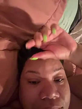 Snapshot of InterRacialFacial7296 chatting on May 2026 11:17:02 AM InterRacialFacial7296 online show from May 2026 11:17:02 AM
