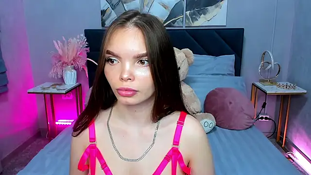 Curvy Dynamite  online show from September 2025 01:16:02 AM