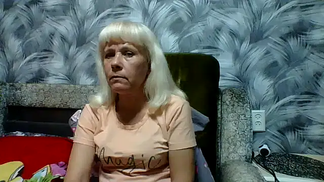 sakura blonde online show from October 2025 04:57:01 PM