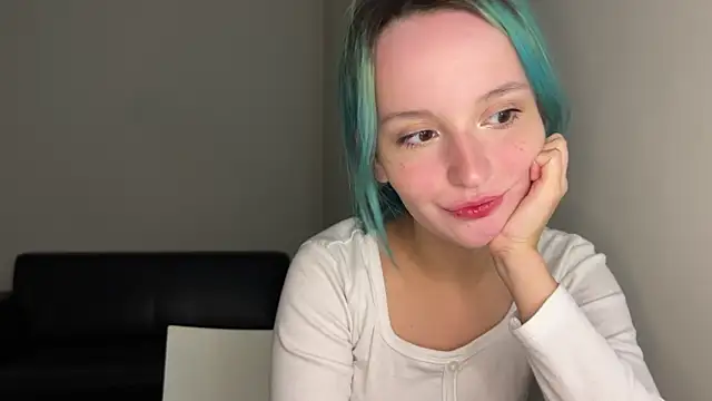 bumble bee online show from February 2025 01:49:02 PM