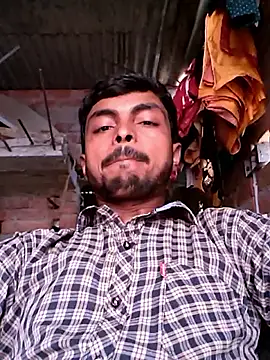 Snapshot of Suraj223kumar chatting on September 2025 01:40:02 AM Suraj223kumar online show from September 2025 01:40:02 AM