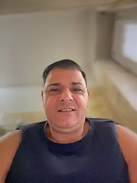 SecretlyDD online show from February 2025 01:46:01 PM