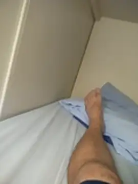 Away Smit online show from February 2026 01:59:01 PM