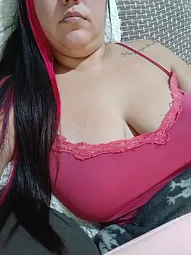 Snapshot of Paolaa_hoot chatting on June 2026 04:24:01 AM Paolaa hoot online show from June 2026 04:24:01 AM